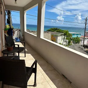 Beautiful Ocean View La Perla Apartment